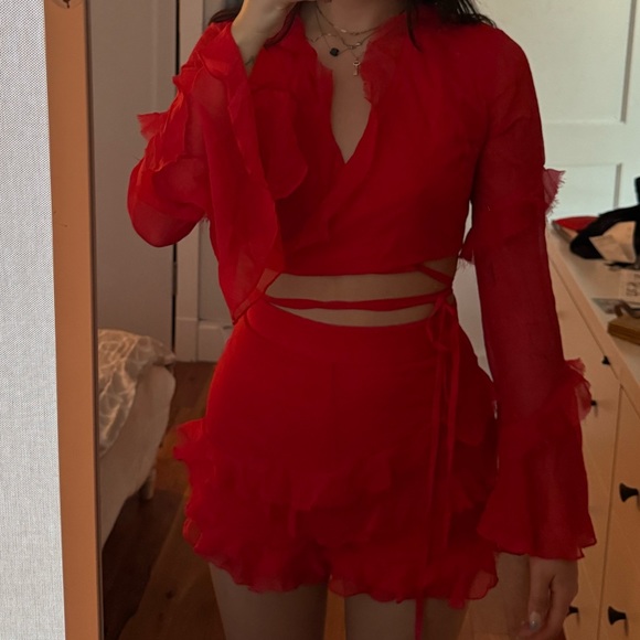 ASOS DESIGN ruffle detail shorts in red - Picture 3 of 6